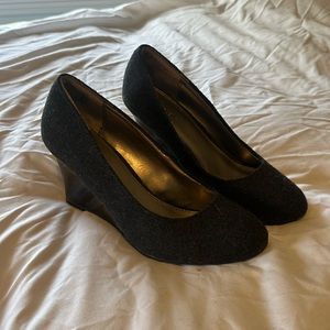 Dexter dark charcoal felt wedge shoes